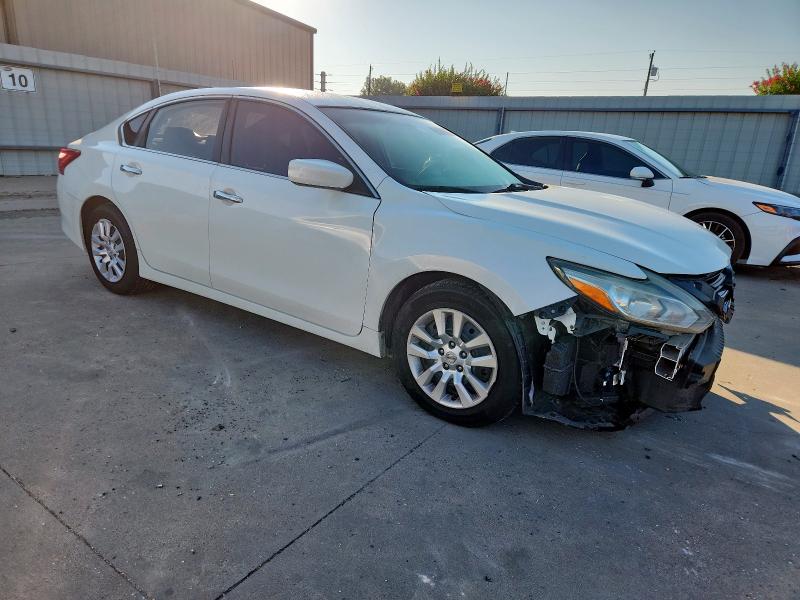 1N4AL3AP2GC155205 - 2016 NISSAN ALTIMA 2.5 WHITE photo 4