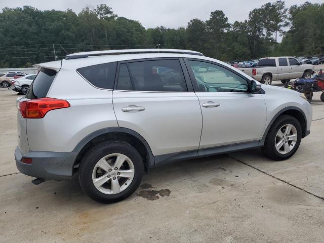 2T3WFREV2EW108687 - 2014 TOYOTA RAV4 XLE SILVER photo 3