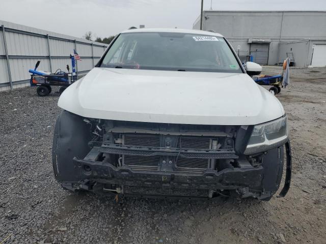 3VV1B7AX4KM015797 - 2019 VOLKSWAGEN TIGUAN S أبيض صورة 5