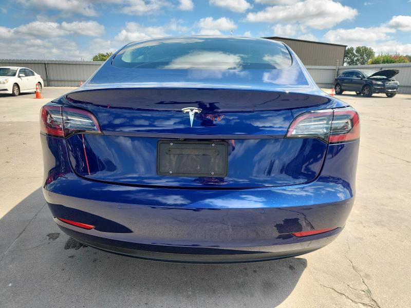 5YJ3E1EA6NF111361 - 2022 TESLA MODEL 3 BLUE photo 8