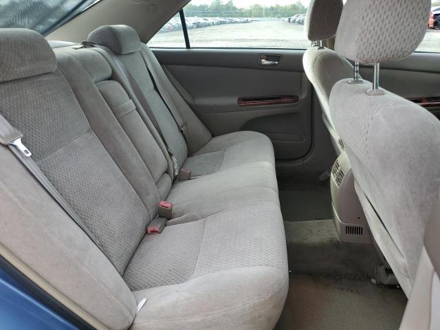 4T1BE30K23U692025 - 2003 TOYOTA CAMRY LE BLUE photo 10