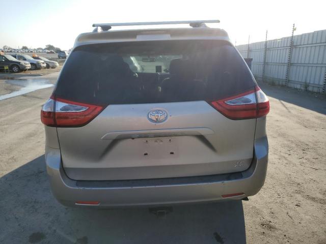 5TDJZ3DC8HS173774 - 2017 TOYOTA SIENNA LE 金色 照片 6