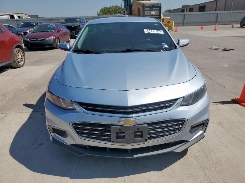 1G1ZD5ST8JF217626 - 2018 CHEVROLET MALIBU LT فضي صورة 5