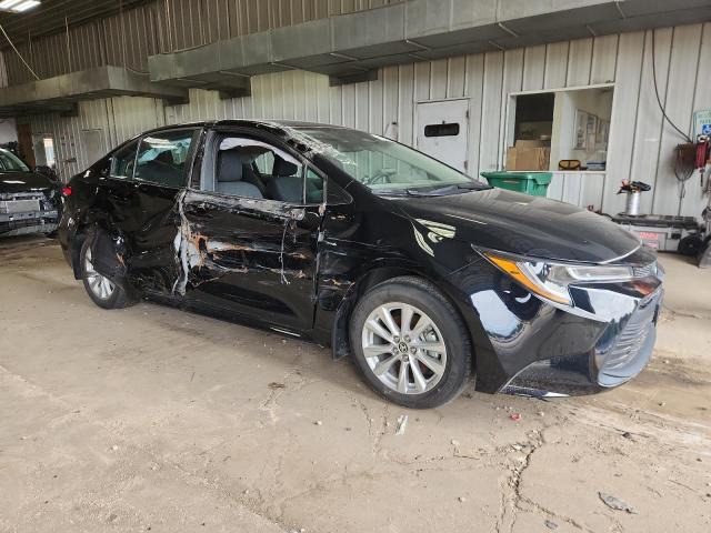 5YFB4MDE8RP115085 - 2024 TOYOTA COROLLA LE შავი ფოტო 4