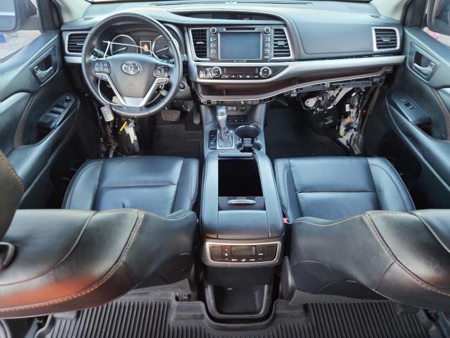 5TDJZRFH7KS566359 - 2019 TOYOTA HIGHLANDER SE BLACK photo 8