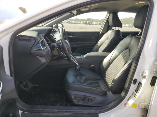 4T1B11HK3JU058708 - 2018 TOYOTA CAMRY L 白色 照片 7