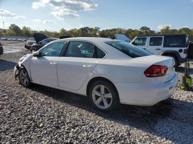 1VWBH7A35DC009264 - 2013 VOLKSWAGEN PASSAT SE Weiß Foto 2