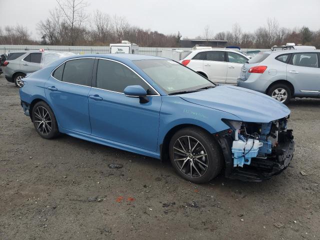 4T1G11BK5RU127442 - 2024 TOYOTA CAMRY SE NIGHT SHADE BLUE photo 4