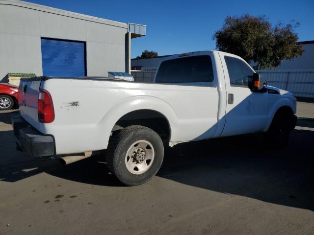 1FTBF2A6XBEB58907 - 2011 FORD F250 SUPER DUTY WHITE photo 3