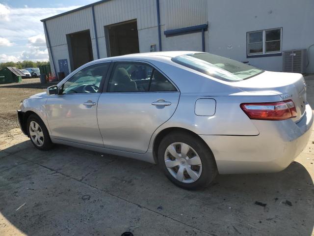 4T1BE46K67U556726 - 2007 TOYOTA CAMRY CE ვერცხლისფერი ფოტო 2
