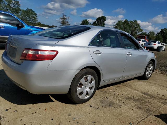 4T1BE46K67U556726 - 2007 TOYOTA CAMRY CE ვერცხლისფერი ფოტო 3