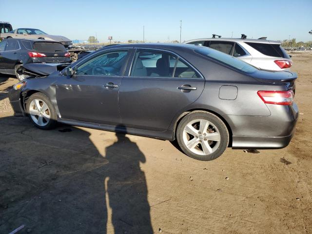 4T1BF3EK8BU228807 - 2011 TOYOTA CAMRY BASE Gri fotoğraf 2