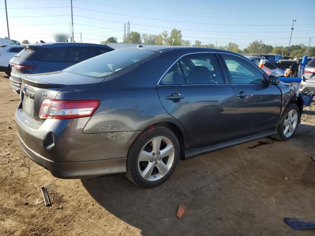 4T1BF3EK8BU228807 - 2011 TOYOTA CAMRY BASE Gri fotoğraf 3