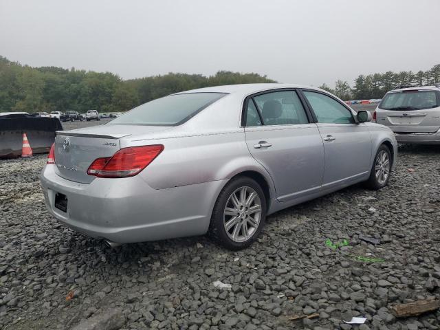 4T1BK36B95U044569 - 2005 TOYOTA AVALON XL SILVER photo 3