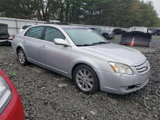 4T1BK36B95U044569 - 2005 TOYOTA AVALON XL SILVER photo 4