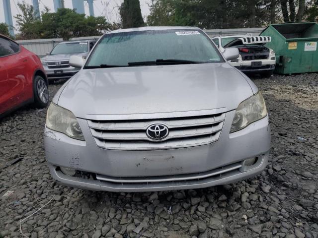 4T1BK36B95U044569 - 2005 TOYOTA AVALON XL SILVER photo 5