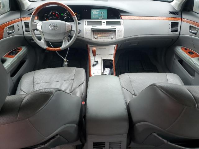 4T1BK36B95U044569 - 2005 TOYOTA AVALON XL SILVER photo 8