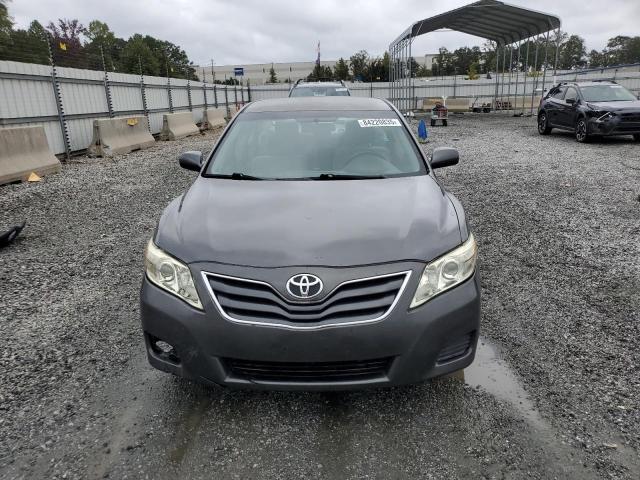 4T4BF3EK8BR156299 - 2011 TOYOTA CAMRY BASE Մոխրագույն լուսանկար 5