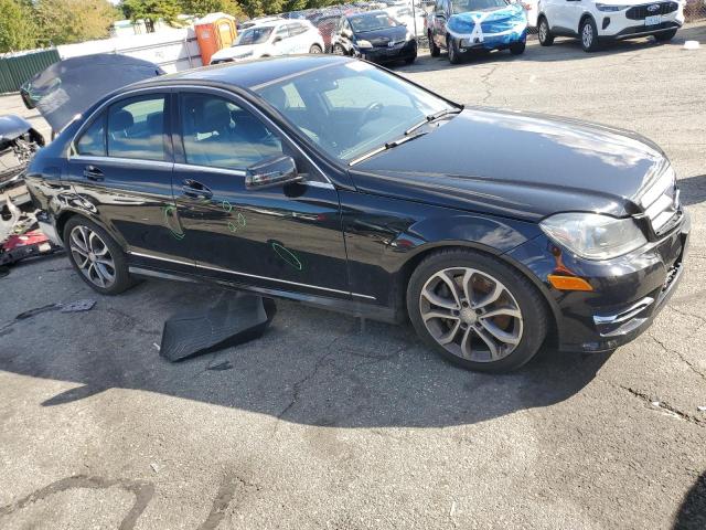 WDDGF8AB2EG204640 - 2014 MERCEDES-BENZ C 300 4MATIC BLACK photo 4