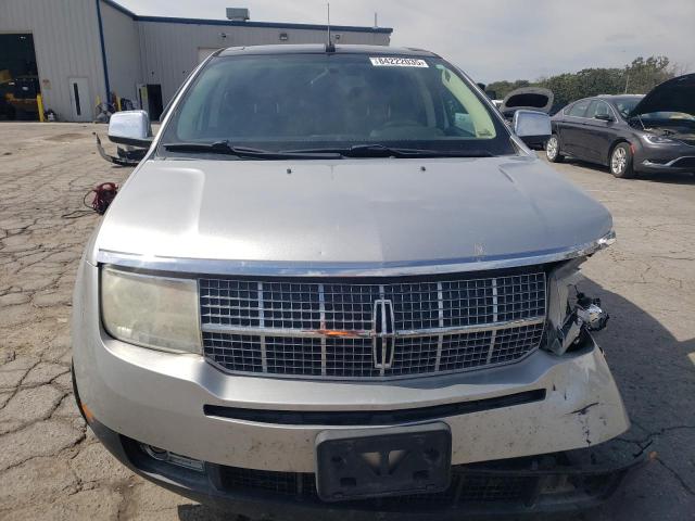 2LMDU88C49BJ01119 - 2009 LINCOLN MKX SILVER photo 5