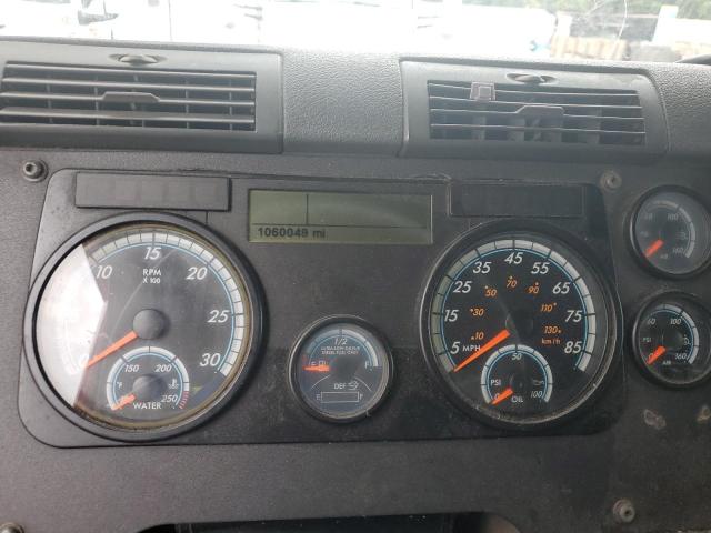 3AKJGLD55FSFP6844 - 2015 FREIGHTLINER CASCADIA 1 RED photo 8