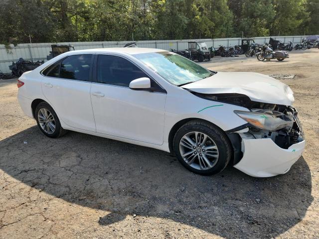 4T1BF1FK9HU379120 - 2017 TOYOTA CAMRY LE 白色 照片 4