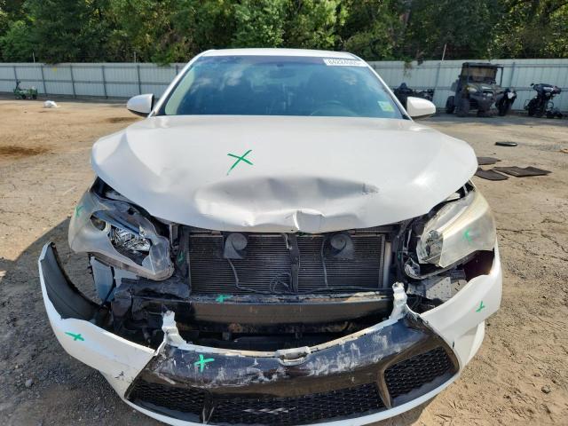 4T1BF1FK9HU379120 - 2017 TOYOTA CAMRY LE 白色 照片 5