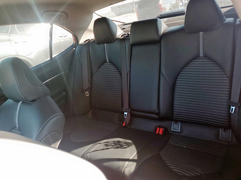 4T1B11HK0KU287641 - 2019 TOYOTA CAMRY L RED photo 10