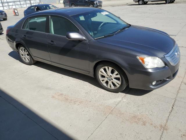 4T1BK36B48U288036 - 2008 TOYOTA AVALON XL GRAY photo 4
