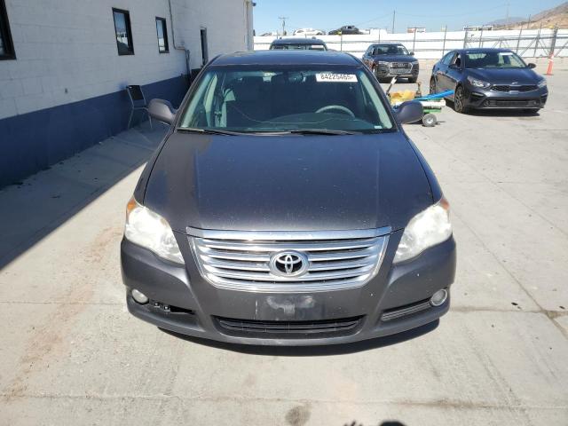 4T1BK36B48U288036 - 2008 TOYOTA AVALON XL GRAY photo 5