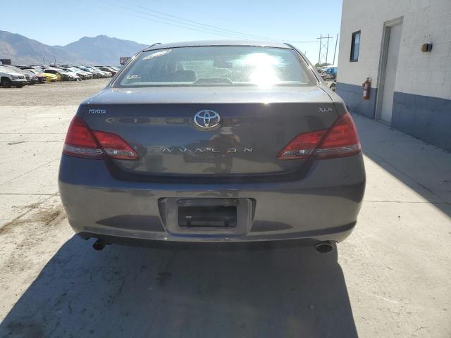 4T1BK36B48U288036 - 2008 TOYOTA AVALON XL GRAY photo 6