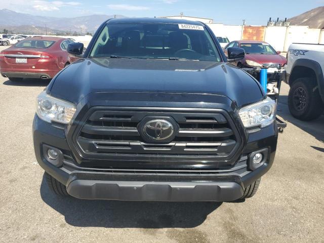 5TFRX5GN4JX130471 - 2018 TOYOTA TACOMA ACCESS CAB Czarny zdjęcie 5