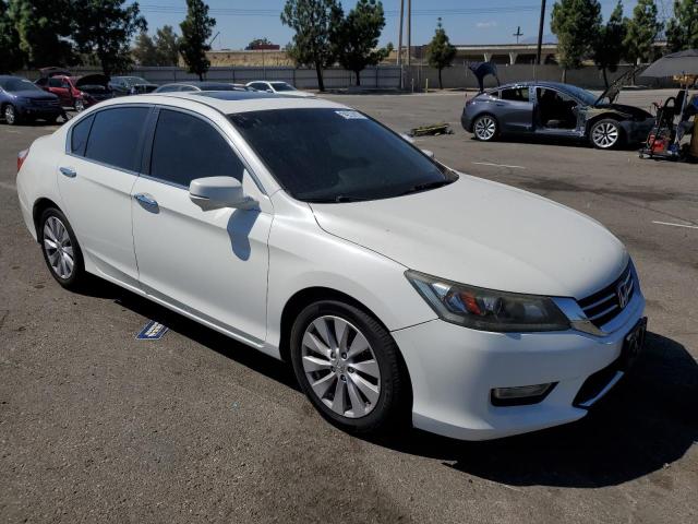 1HGCR2F76DA248239 - 2013 HONDA ACCORD EX WHITE photo 4