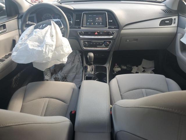 5NPE24AF9KH820335 - 2019 HYUNDAI SONATA SE SILVER photo 8