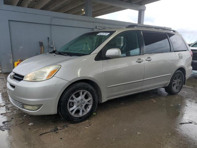 2005 TOYOTA SIENNA XLE, 