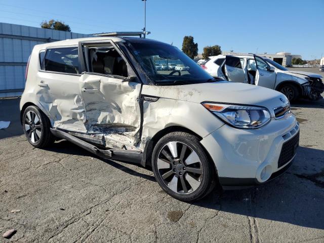 KNDJX3A57G7282019 - 2016 KIA SOUL ! WHITE photo 4