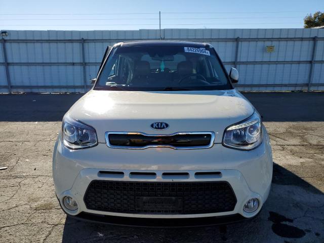 KNDJX3A57G7282019 - 2016 KIA SOUL ! WHITE photo 5