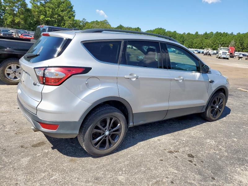 1FMCU9GD0JUA12461 - 2018 FORD ESCAPE SE Argent photo 3