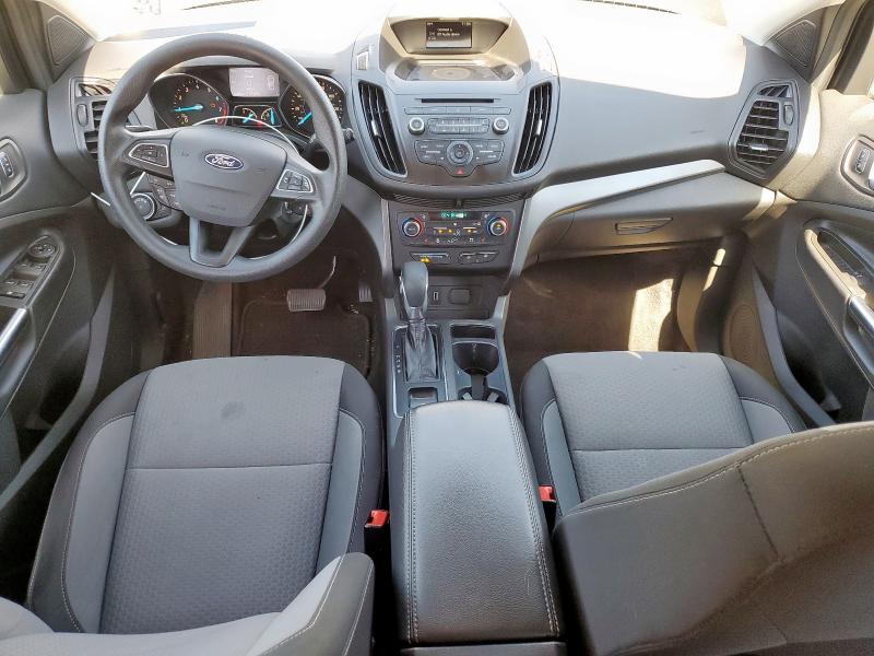 1FMCU9GD0JUA12461 - 2018 FORD ESCAPE SE Argent photo 8