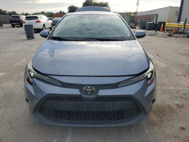 5YFEPMAE2MP176448 - 2021 TOYOTA COROLLA LE BLUE photo 5