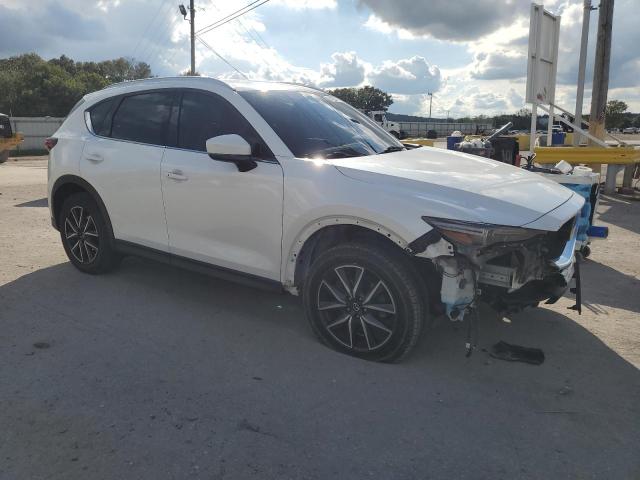 JM3KFBDM8J1411052 - 2018 MAZDA CX-5 GRAND TOURING WHITE photo 4
