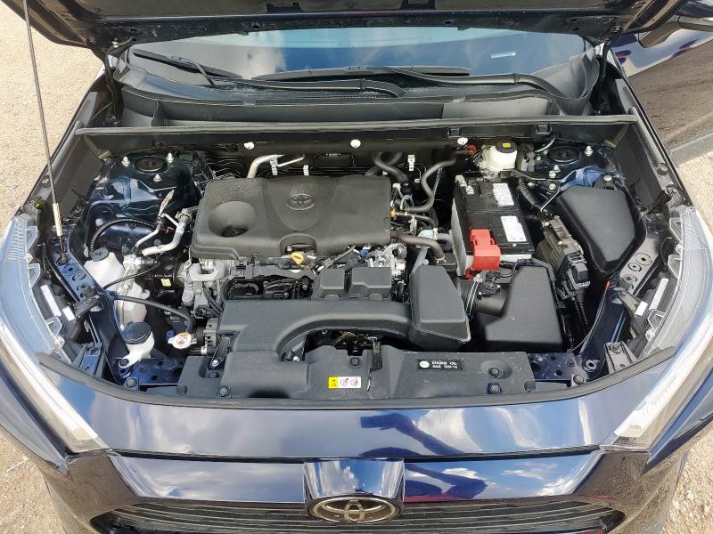 2T3W1RFV9RW302474 - 2024 TOYOTA RAV4 XLE BLUE photo 12