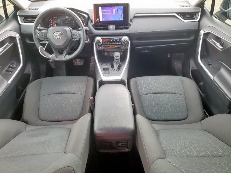 2T3W1RFV9RW302474 - 2024 TOYOTA RAV4 XLE BLUE photo 8