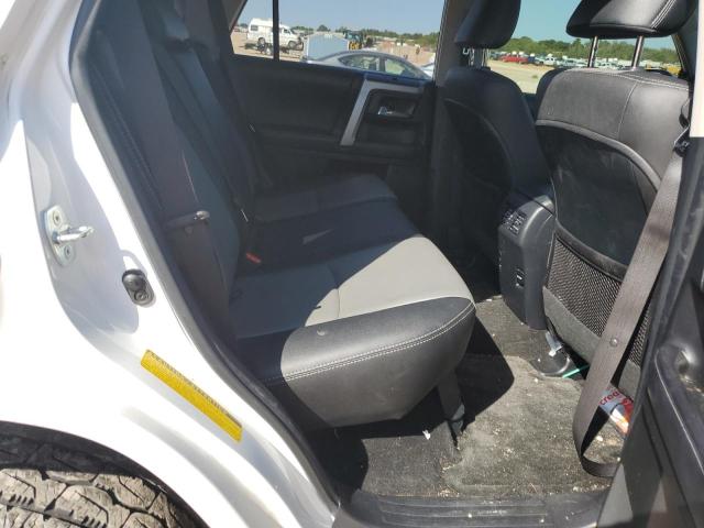 JTEBU5JR9J5525498 - 2018 TOYOTA 4RUNNER SR5/SR5 PREMIUM თეთრი ფოტო 11