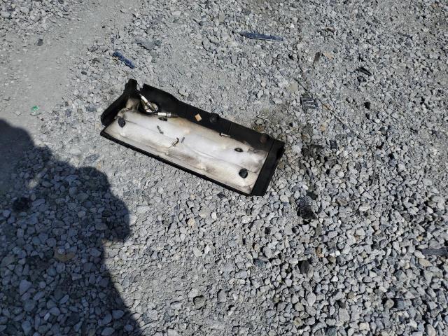 4T1BE32K74U321439 - 2004 TOYT CAMRY LE WHITE photo 12