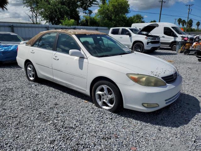 4T1BE32K74U321439 - 2004 TOYT CAMRY LE WHITE photo 4