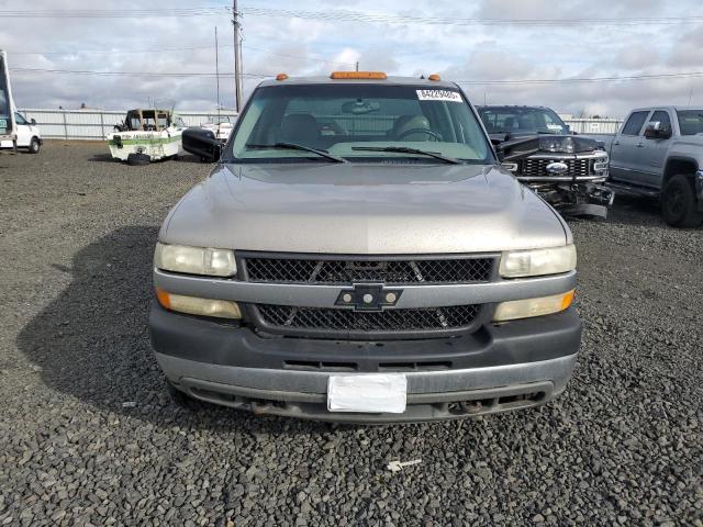 1GCJK33G62F102282 - 2002 CHEVROLET SILVERADO K3500 TAN photo 5