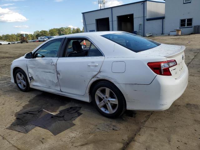 4T1BF1FK4DU657772 - 2013 TOYOTA CAMRY L WHITE photo 2