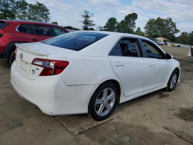 4T1BF1FK4DU657772 - 2013 TOYOTA CAMRY L WHITE photo 3