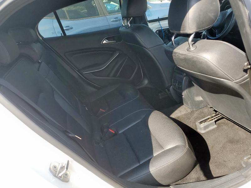 WDCTG4EB9LU025397 - 2020 MERCEDES-BENZ GLA 250 თეთრი ფოტო 10